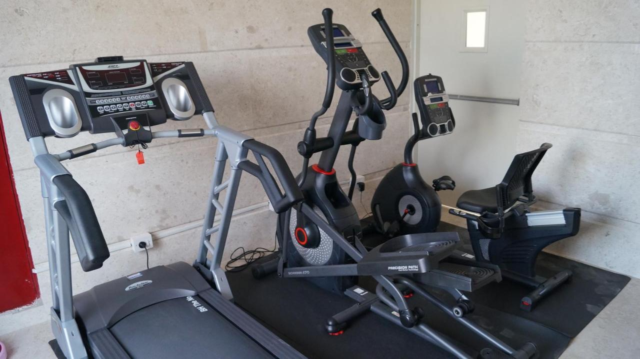 V 7 Hotel Chennai Ngoại thất bức ảnh